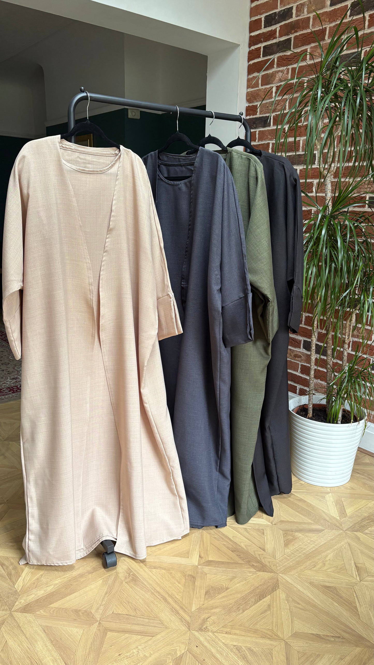 Casual chic cream abaya set