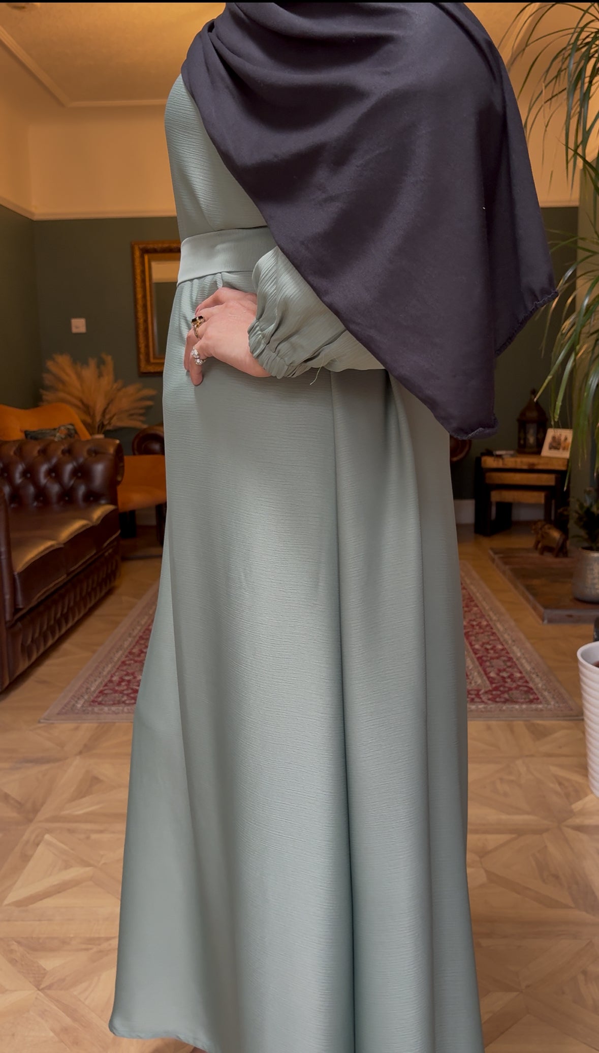 Sage classic closed abaya