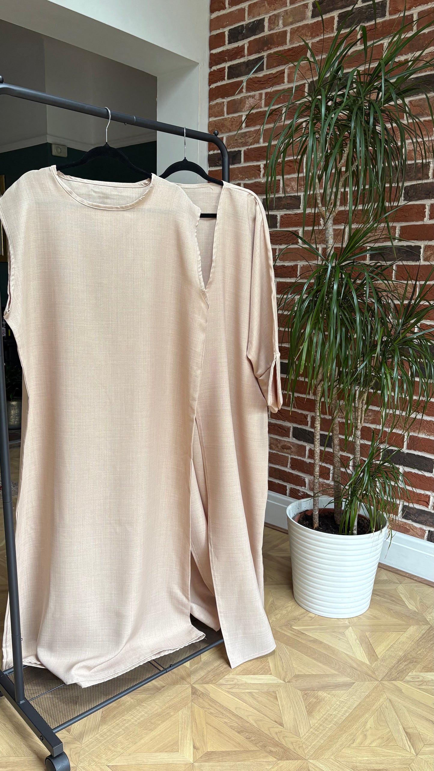 Casual chic cream abaya set
