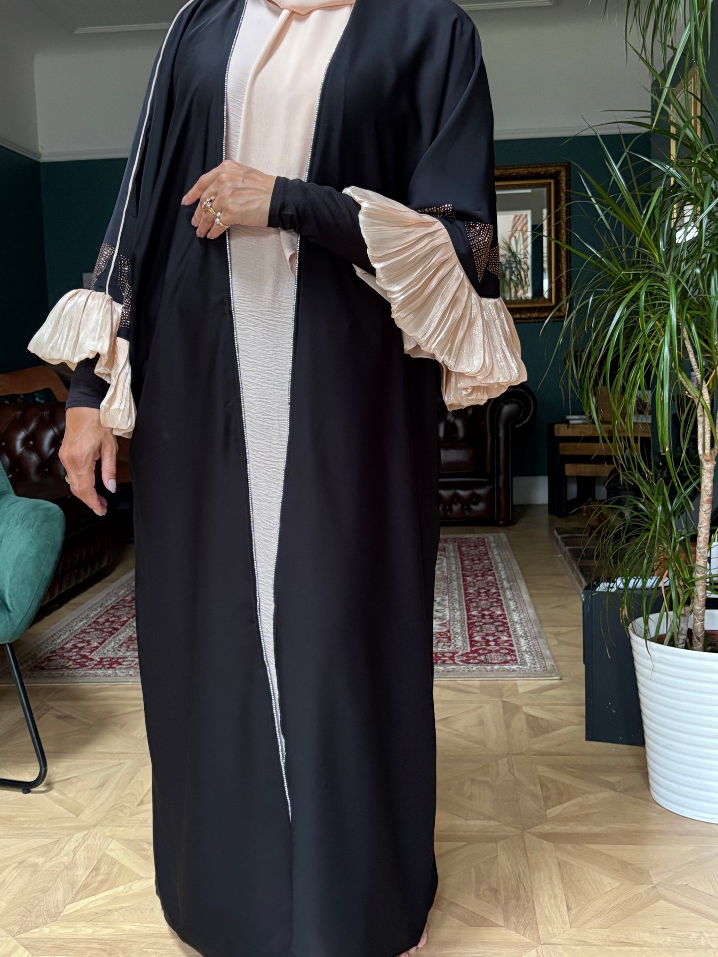 Layla Rouche 3/4 length sleeve