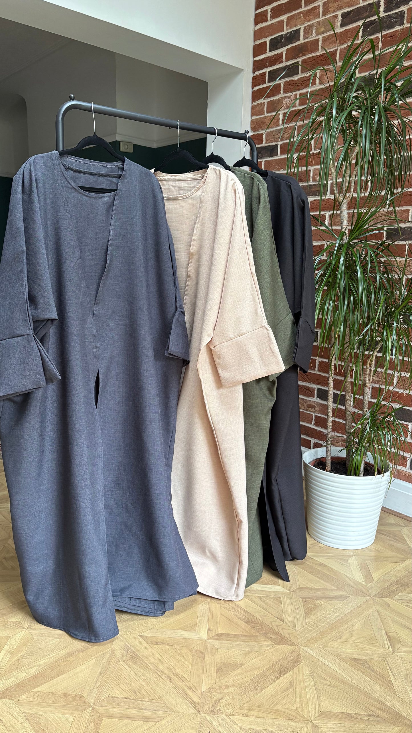 Casual chic grey abaya set