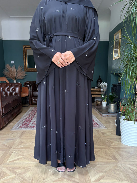 Sarah Abaya - black